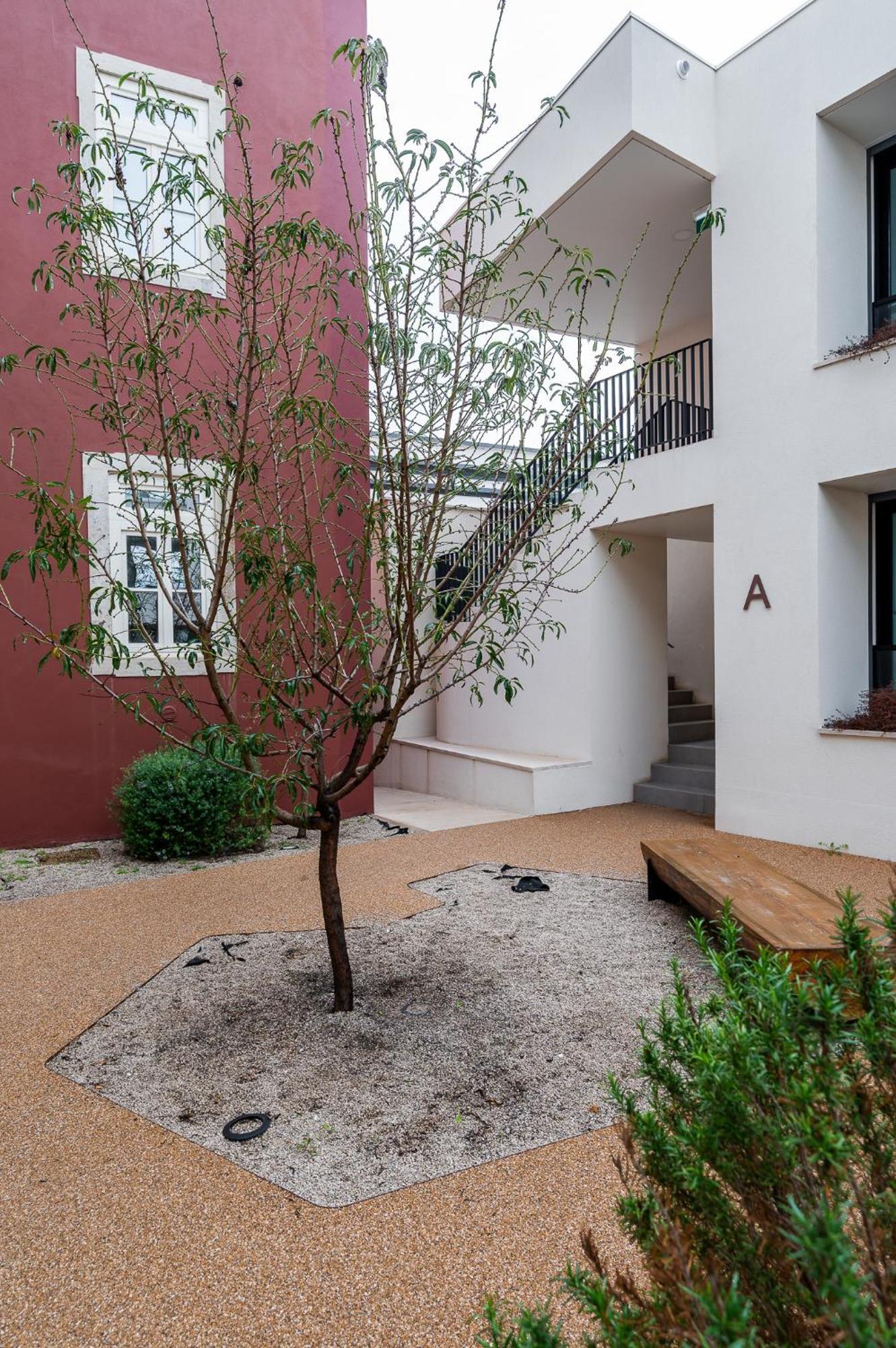 Compromisso 25 Apartment Faro Exterior photo